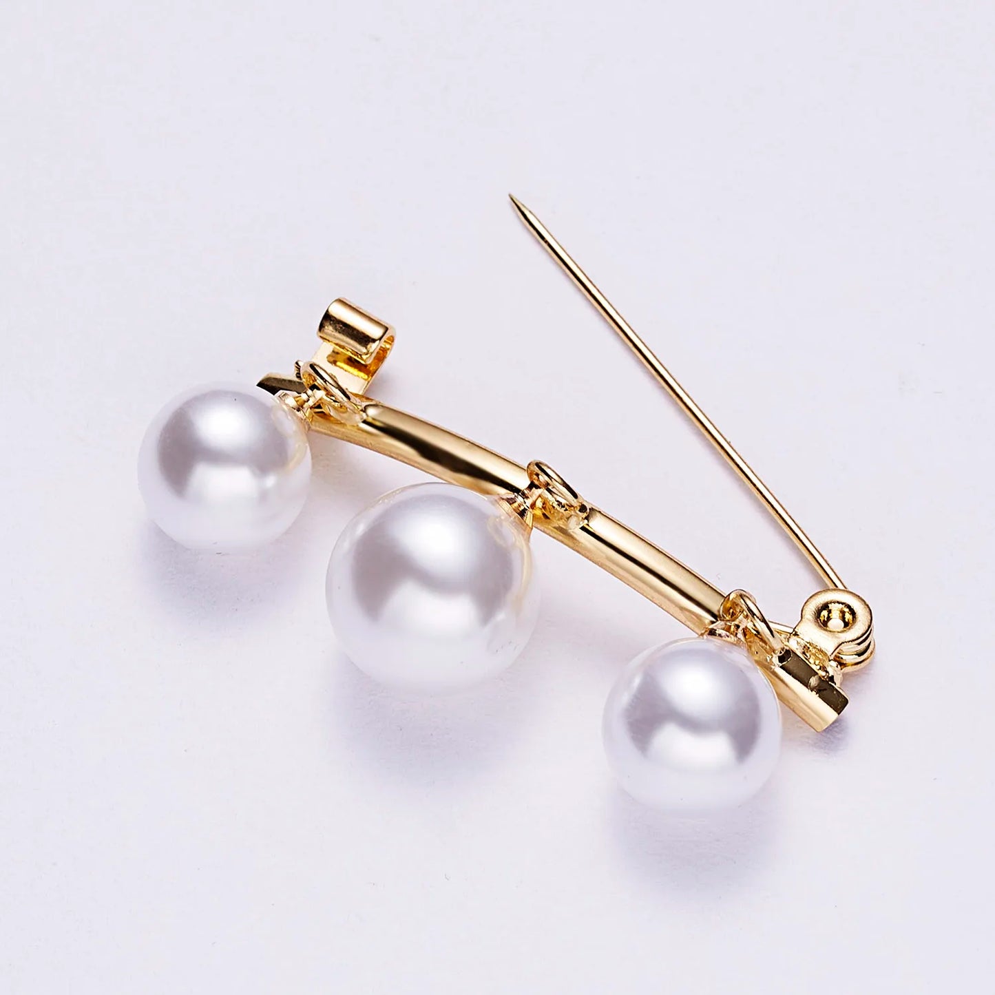 Elegant Fashion Pearls Brooch Pins For Women Fixed Straps Charm Safe Pin Brooches Clothing Clip Badge Dress Buckle Diy Jewelry